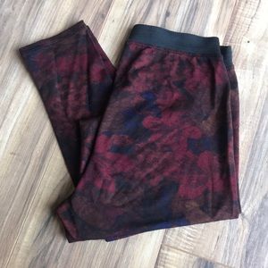 Milk dark floral legging